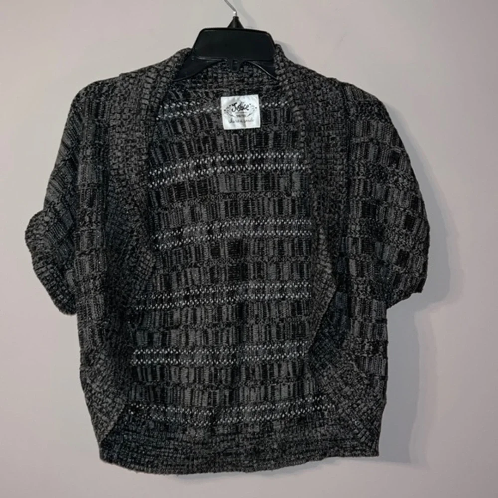 Grey cardigan checkered knitted girls, size 16 /18 justice share a smile